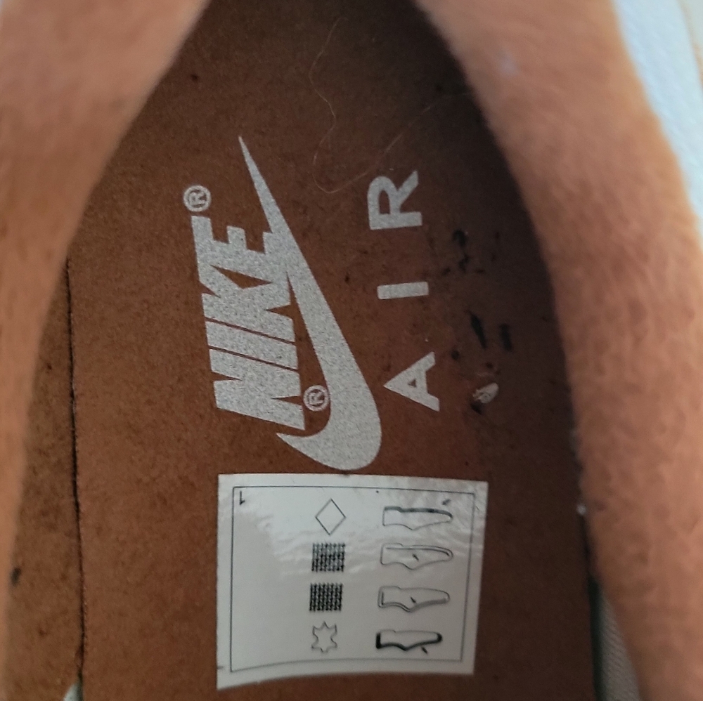 NIKE Like New in OG BOX 10.5M Air Max 1 Premium Retro Sneakers - Picture 7 of 11